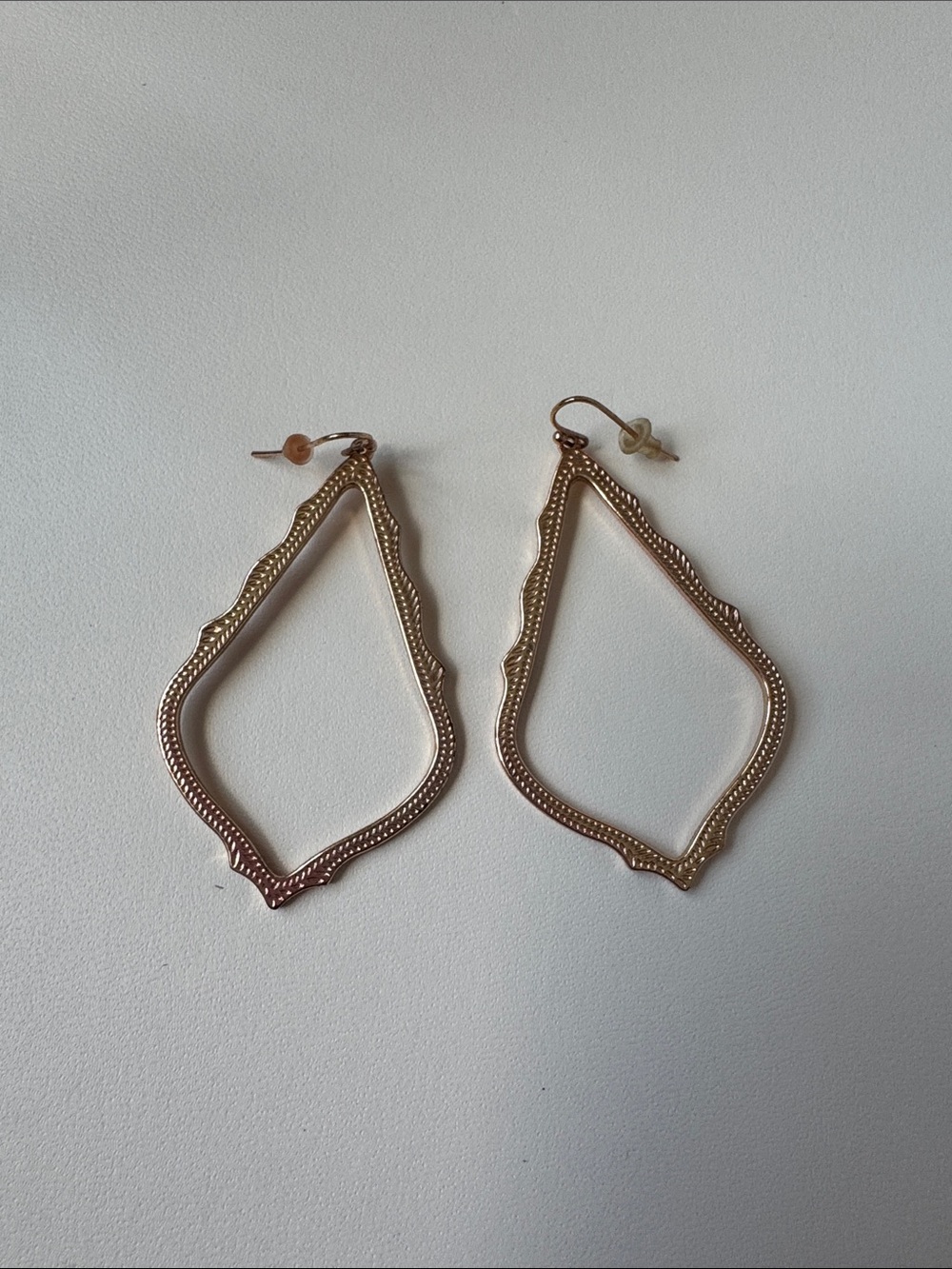 Kendra Scott Sophee Drop Earrings